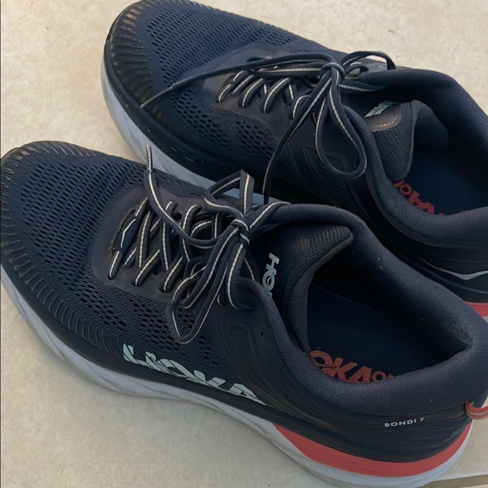 Hoka Bondi 7 Black Running Shoes